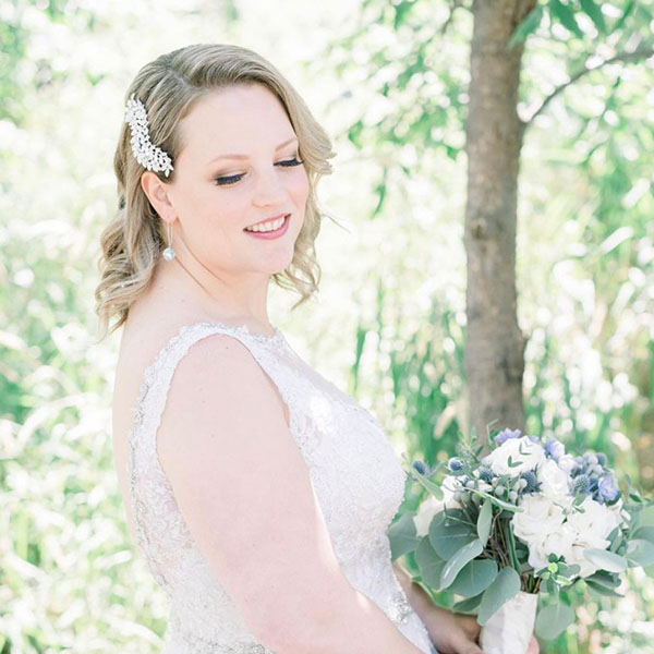 wedding hairstylist ontario  pärla hair bridal  blowdry